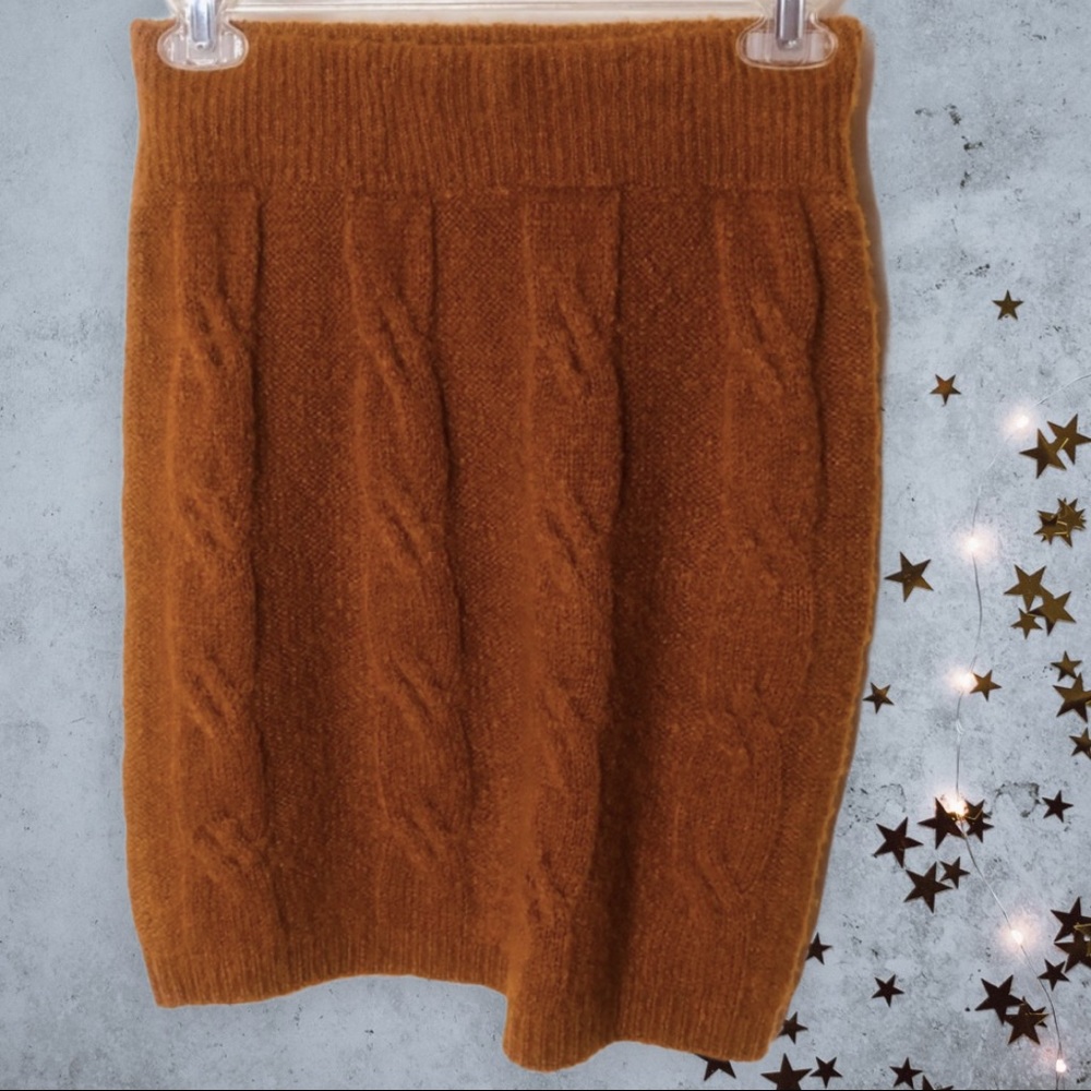 NWT urban outfitters Cable knit sweater skirt - Picture 2 of 9